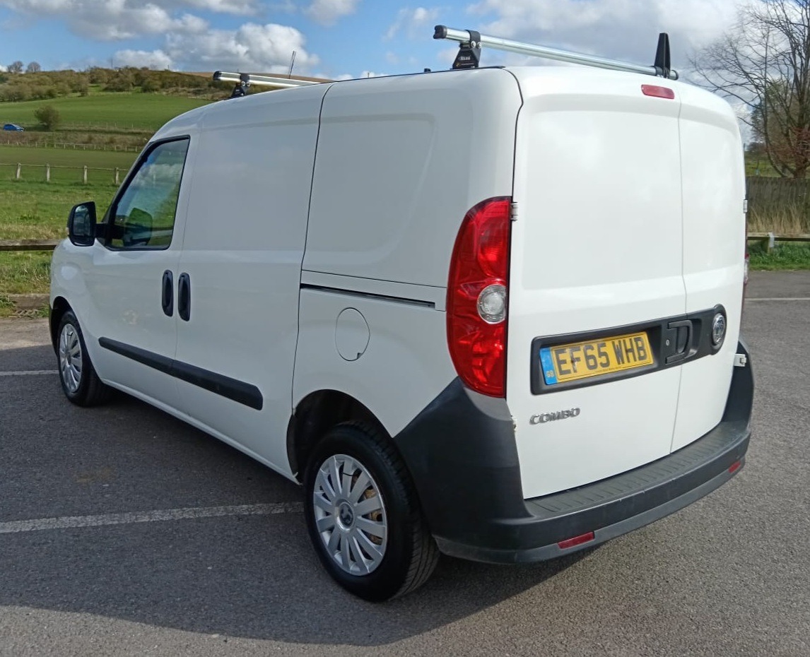 Used Vauxhall Combo 2015 for sale - 78202558: Photo 5