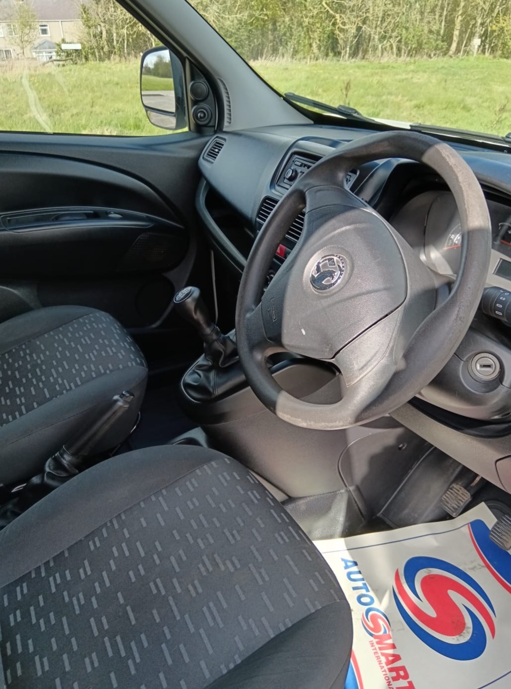 Used Vauxhall Combo 2015 for sale - 78202558: Photo 9