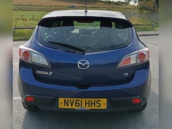 Used Mazda Mazda3 2011 for sale - 75761939: Photo