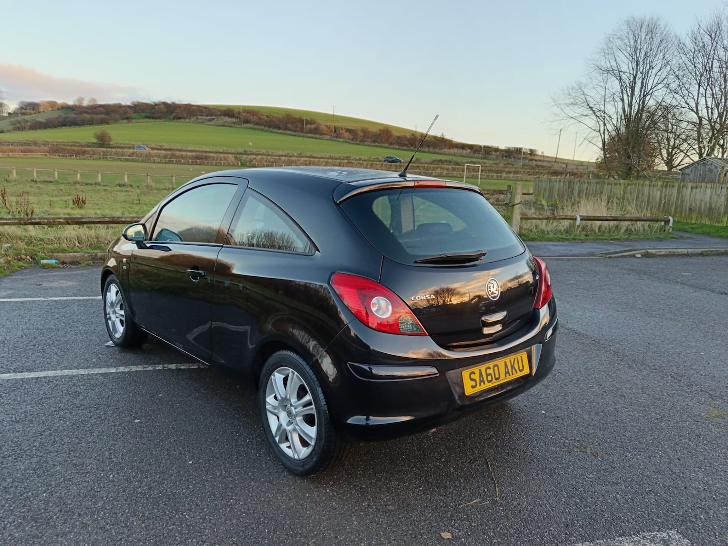 Used Vauxhall Corsa 2010 for sale - 76927735: Photo 5