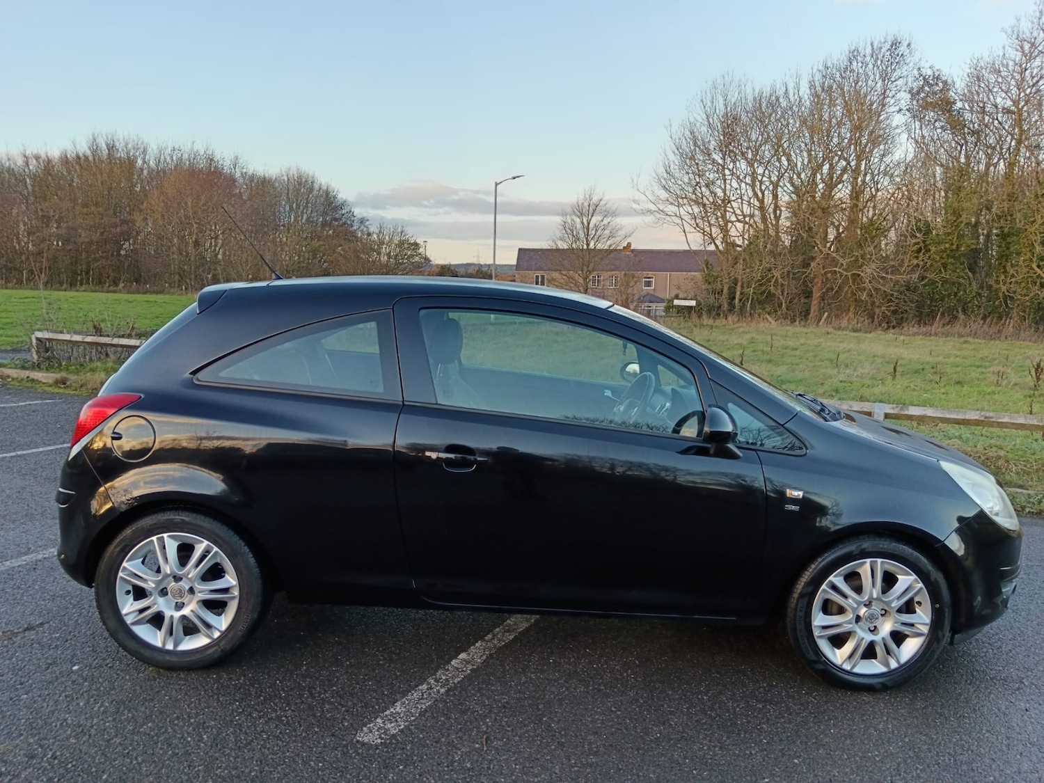 Used Vauxhall Corsa 2010 for sale - 76927735: Photo 8