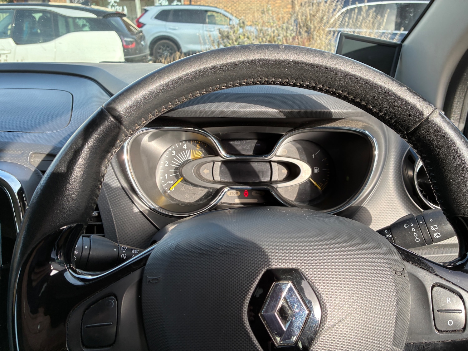 Used Renault Captur 2015 for sale - 77896368: Photo 8