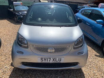 Used smart fortwo 2017 for sale - 75331039: Photo