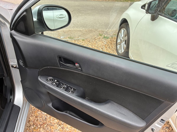 Used Hyundai i30 2011 for sale - 75637292: Photo 14