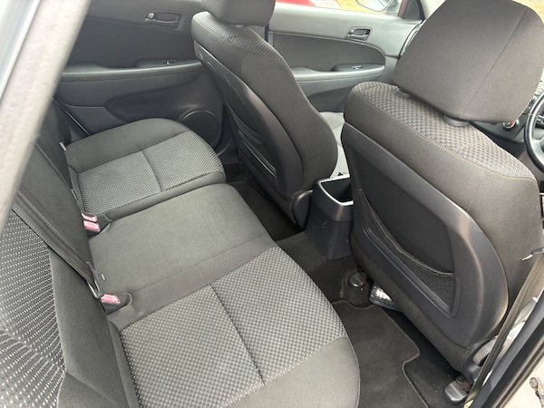 Used Hyundai i30 2011 for sale - 75637292: Photo 15