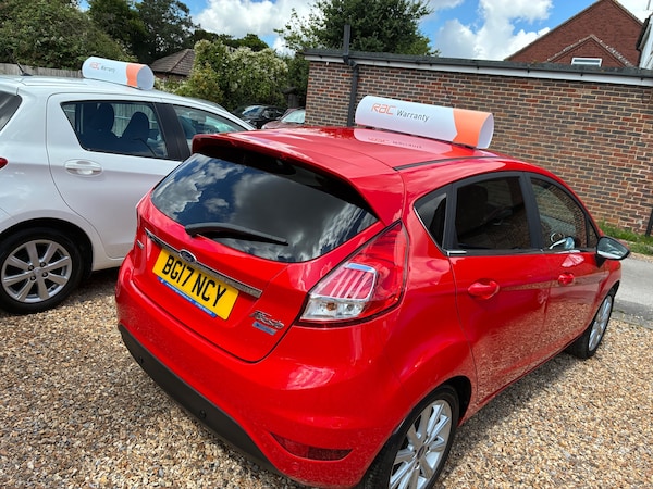 Used Ford Fiesta 2017 for sale - 75331018: Photo 2