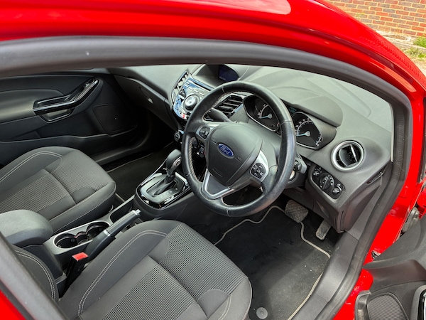 Used Ford Fiesta 2017 for sale - 75331018: Photo 5