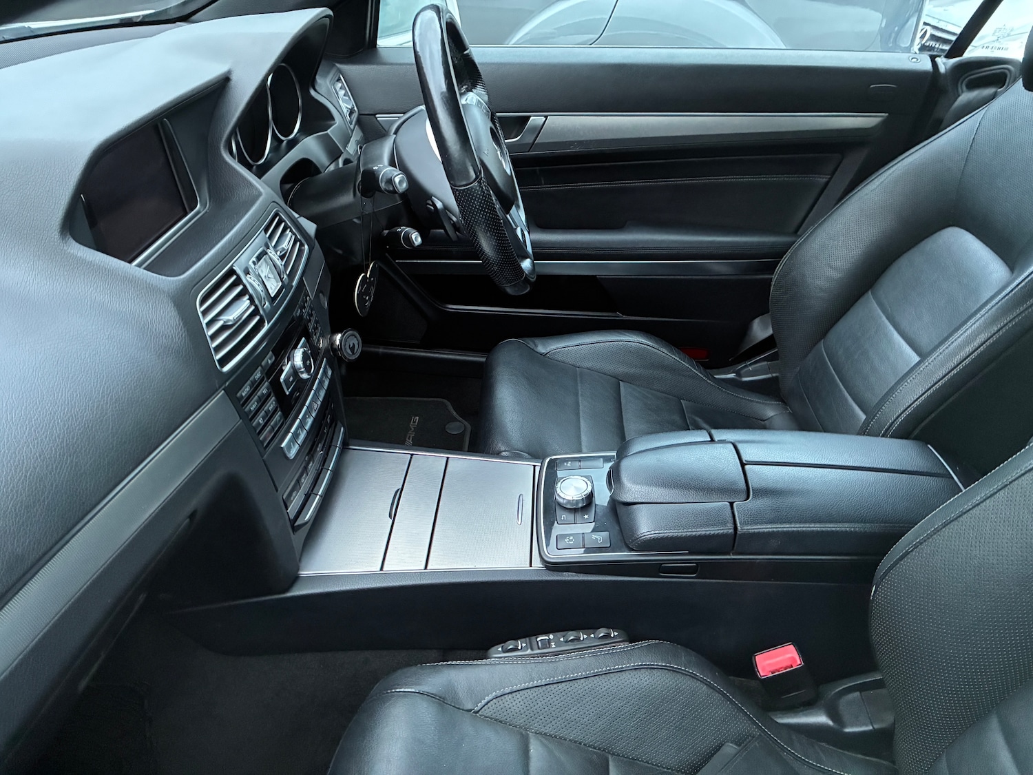 Used Mercedes-Benz E Class 2014 for sale - 77316113: Photo 8