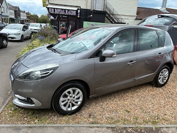 Used Renault Scenic 2012 for sale - 78599111: Photo