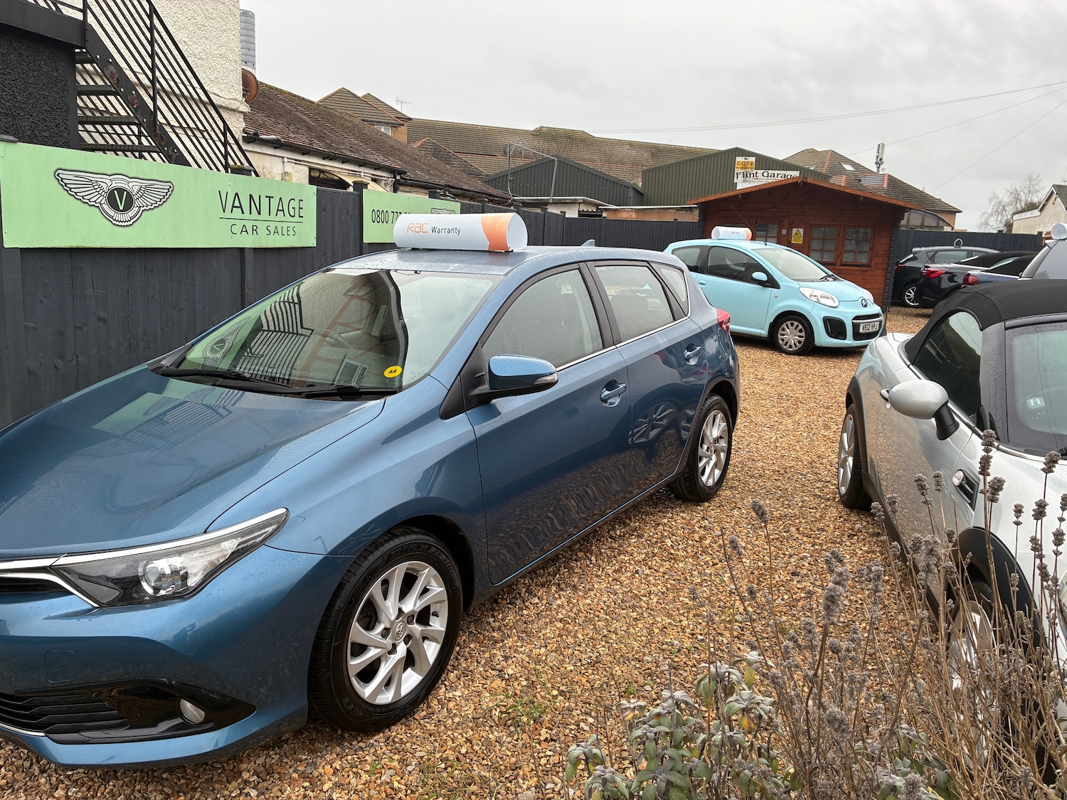 Used Toyota Auris 2017 for sale - 77013962: Photo 2