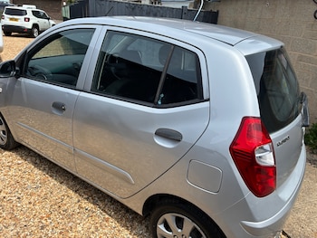 Used Hyundai i10 2011 for sale - 78909375: Photo
