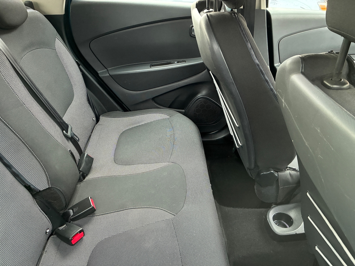 Used Renault Captur 2015 for sale - 77316106: Photo 5