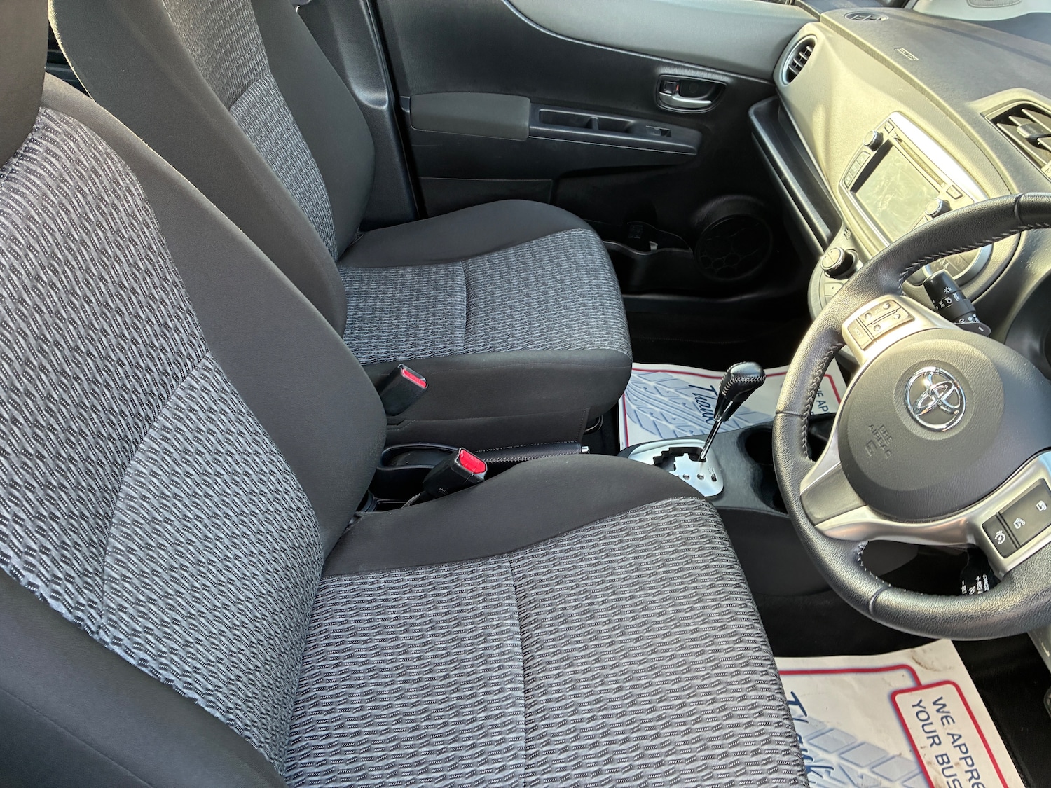 Used Toyota Yaris 2014 for sale - 77316108: Photo 12