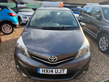 Used Toyota Yaris 2014 for sale - 77316108: Photo