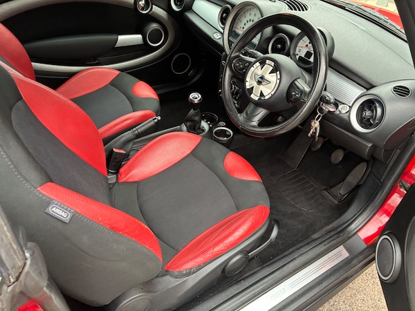 Used MINI Cooper 2010 for sale - 75468442: Photo 14