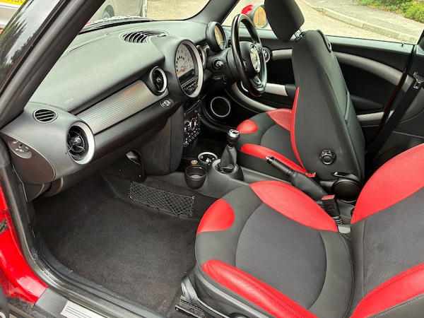 Used MINI Cooper 2010 for sale - 75468442: Photo 8