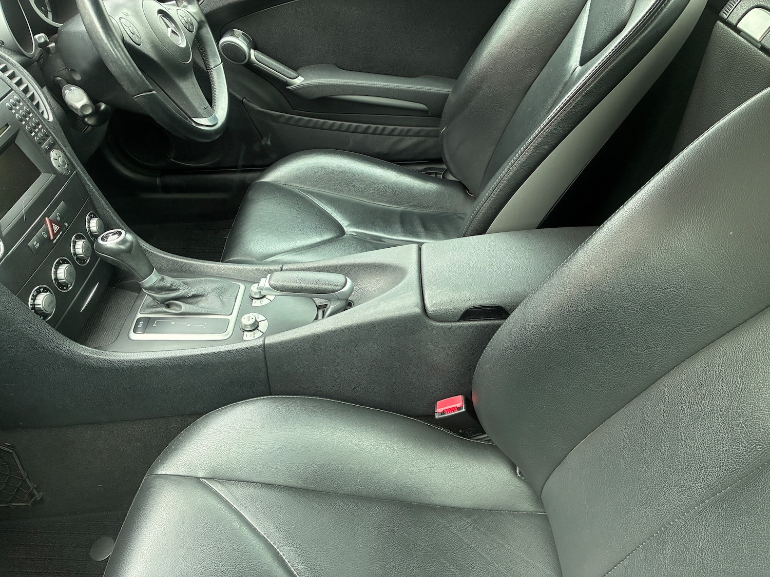 Used Mercedes-Benz SLK 2009 for sale - 77688185: Photo 10