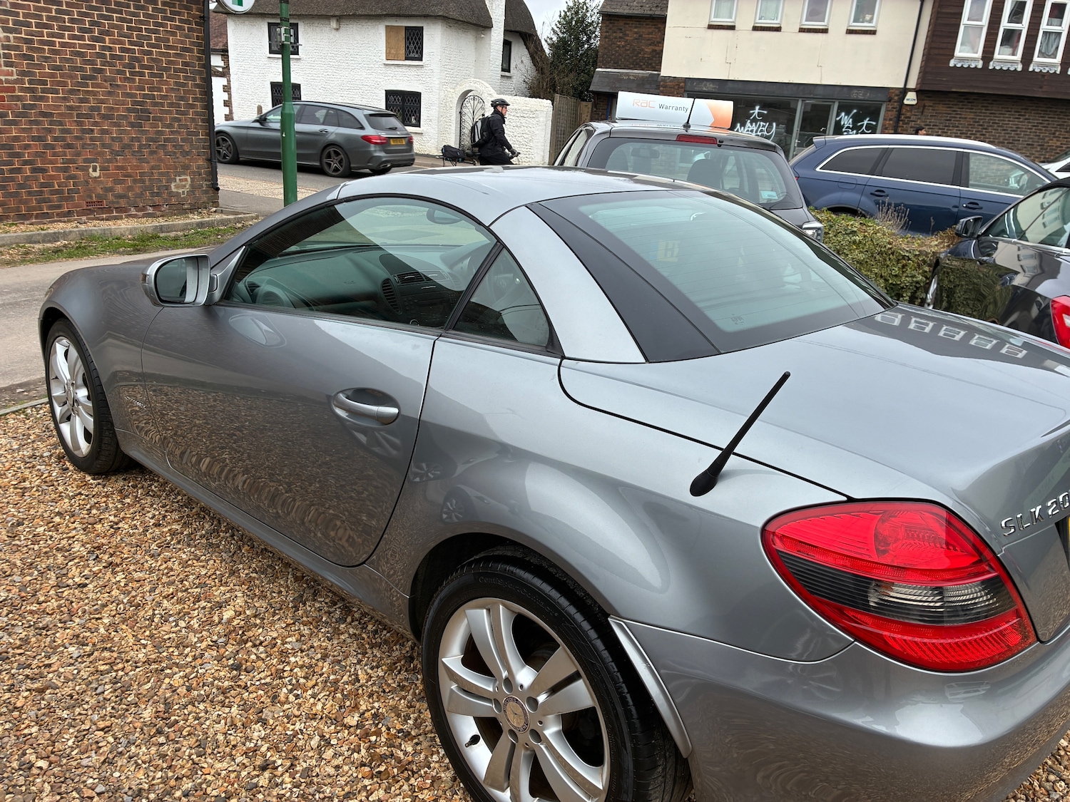 Used Mercedes-Benz SLK 2009 for sale - 77688185: Photo 9