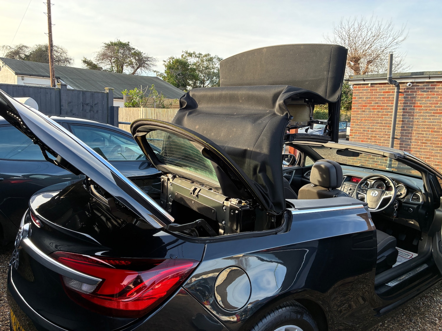 Used Vauxhall Cascada 2014 for sale - 77033570: Photo 17