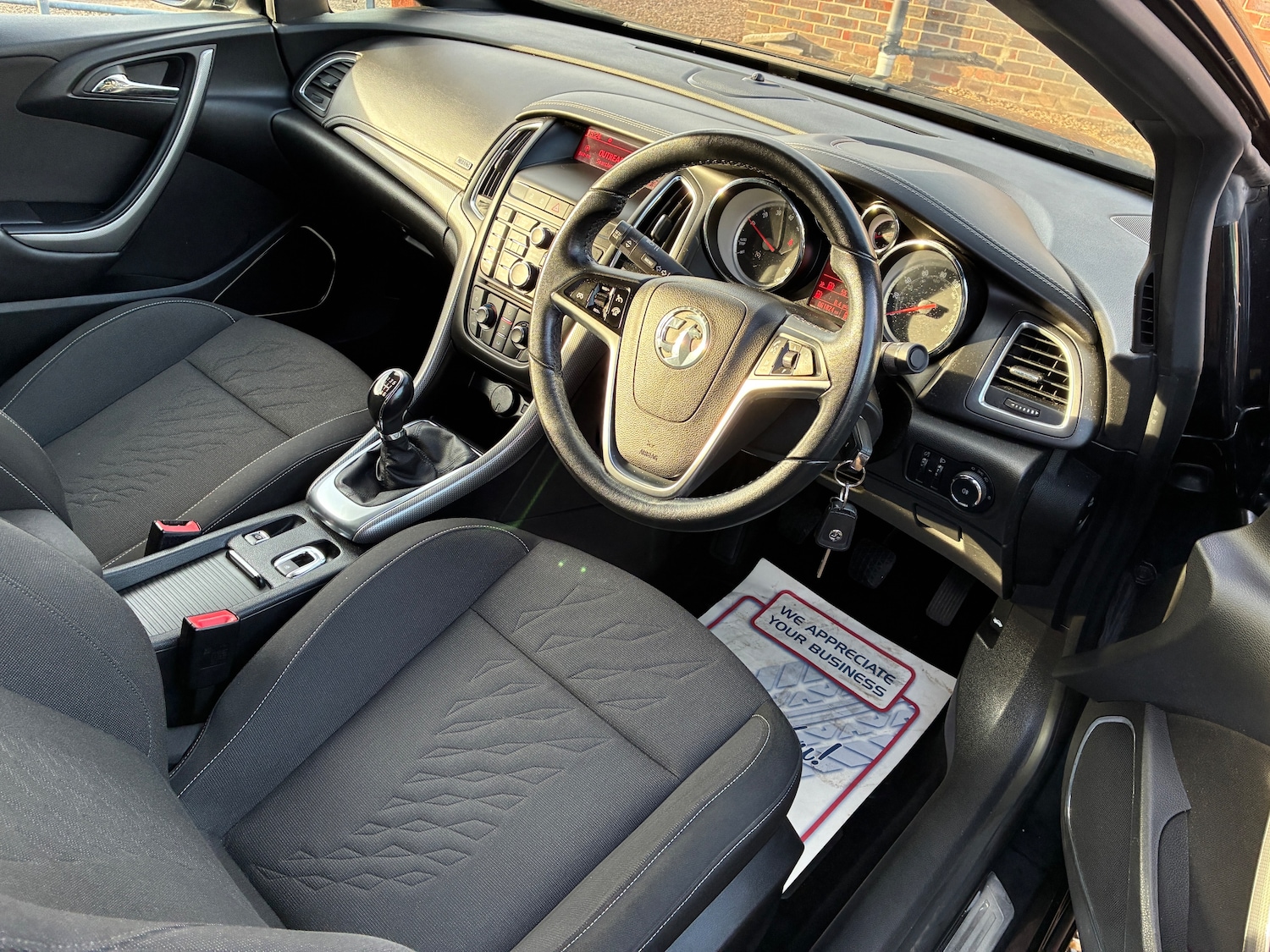 Used Vauxhall Cascada 2014 for sale - 77033570: Photo 6