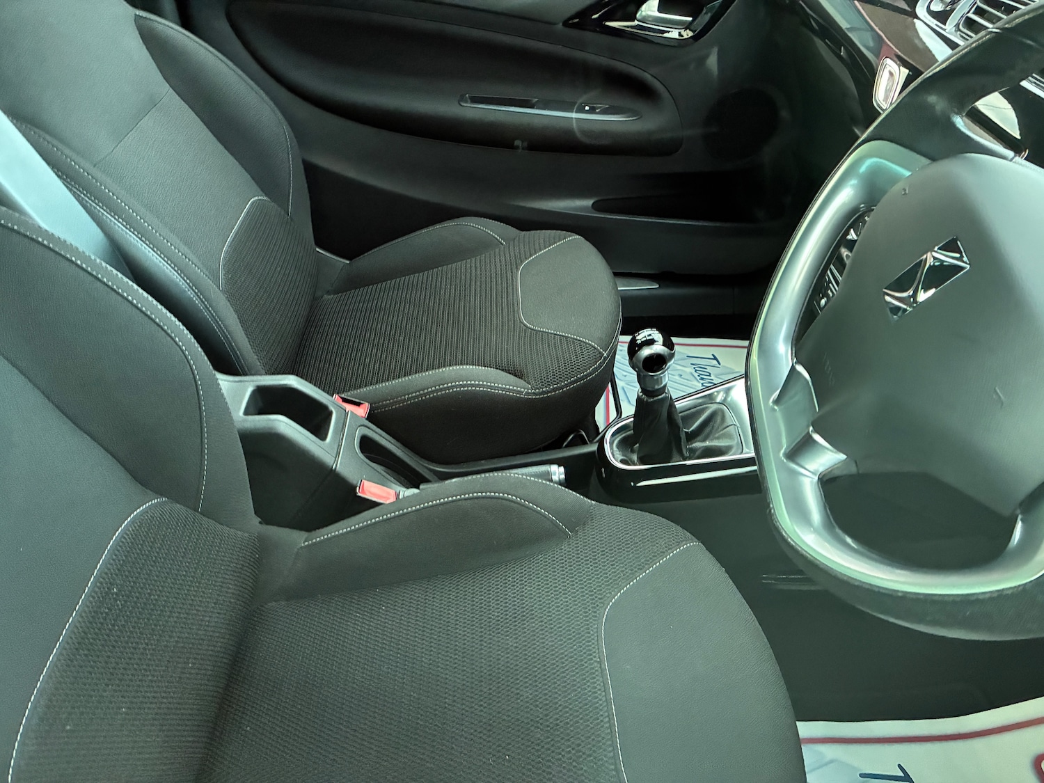 Used Citroen DS3 2014 for sale - 76663097: Photo 4