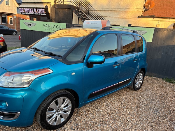 Used Citroen C3 Picasso 2010 for sale - 75673874: Photo 13