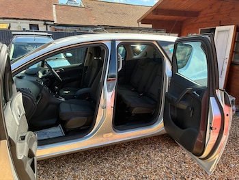 Used Vauxhall Meriva 2011 for sale - 75849719: Photo