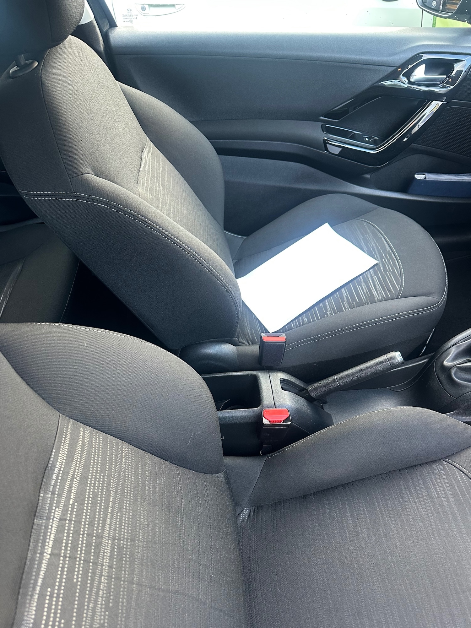 Used Peugeot 208 2015 for sale - 76845639: Photo 5