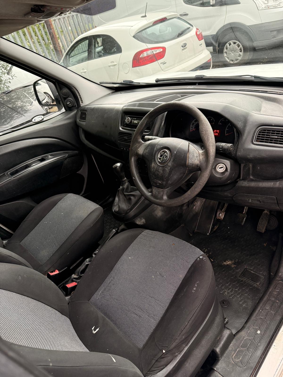 Used Vauxhall Combo 2016 for sale - 78223337: Photo 4