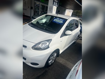 Used Toyota AYGO 2011 for sale - 76056187: Photo 3
