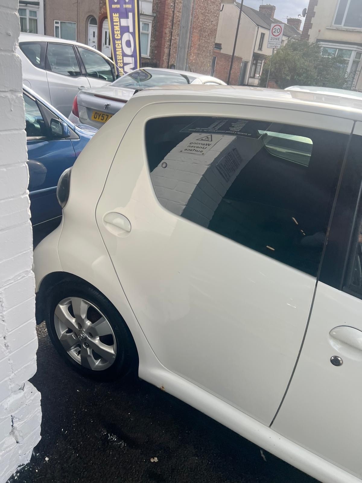 Used Toyota AYGO 2011 for sale - 76056187: Photo 7