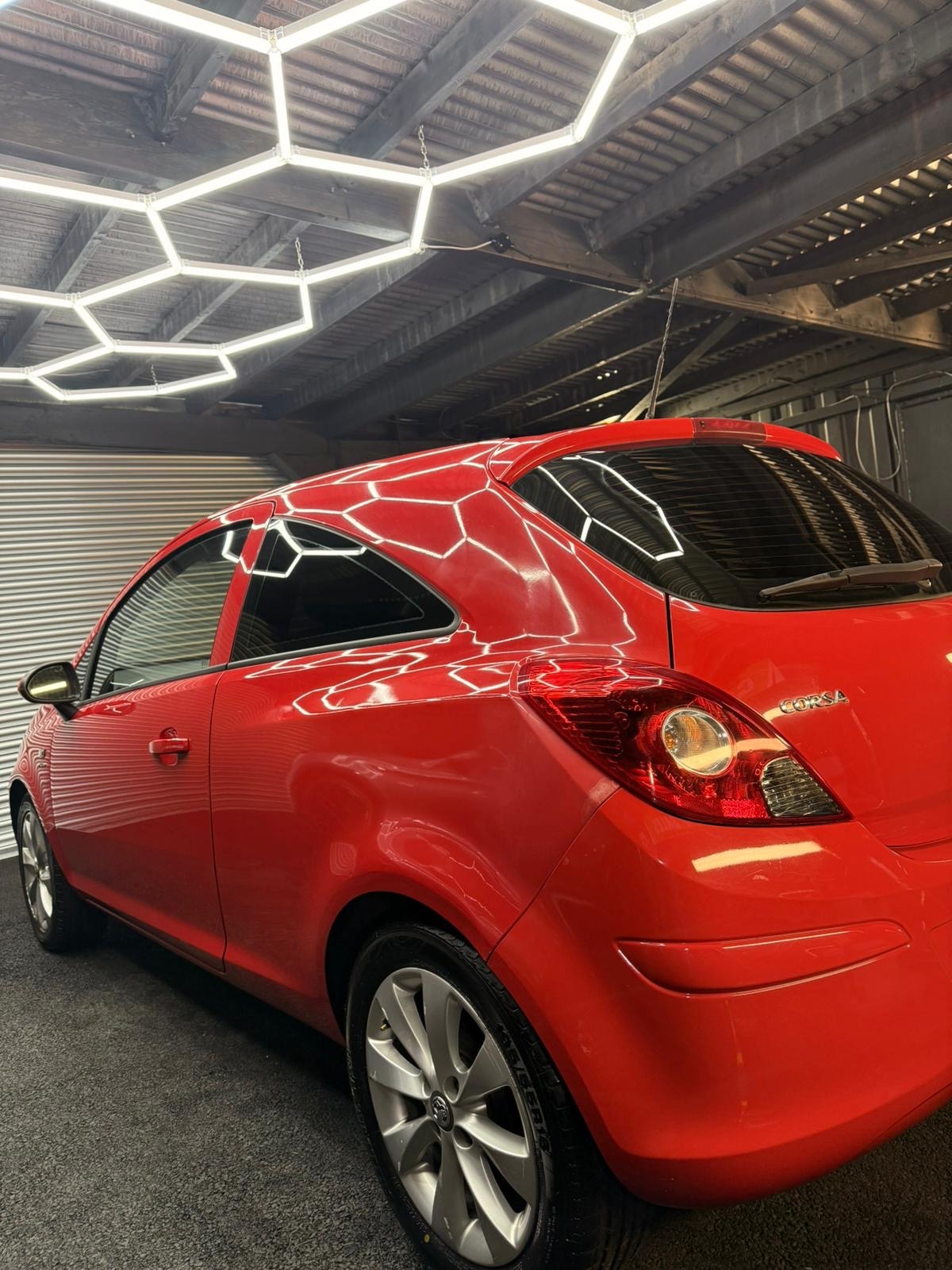 Used Vauxhall Corsa 2012 for sale - 78223231: Photo 2