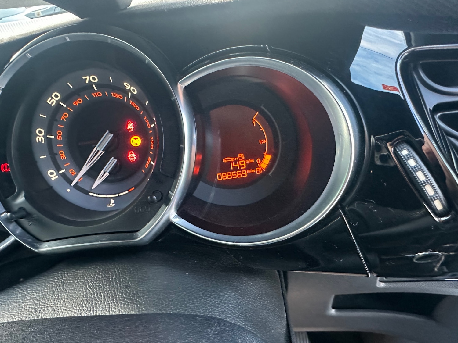 Used Citroen DS3 2012 for sale - 76845332: Photo 7