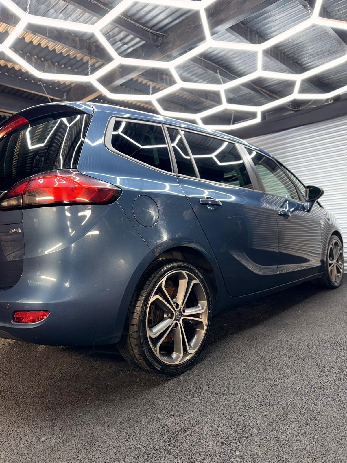 Used Vauxhall Zafira 2015 for sale - 77235638: Photo 13