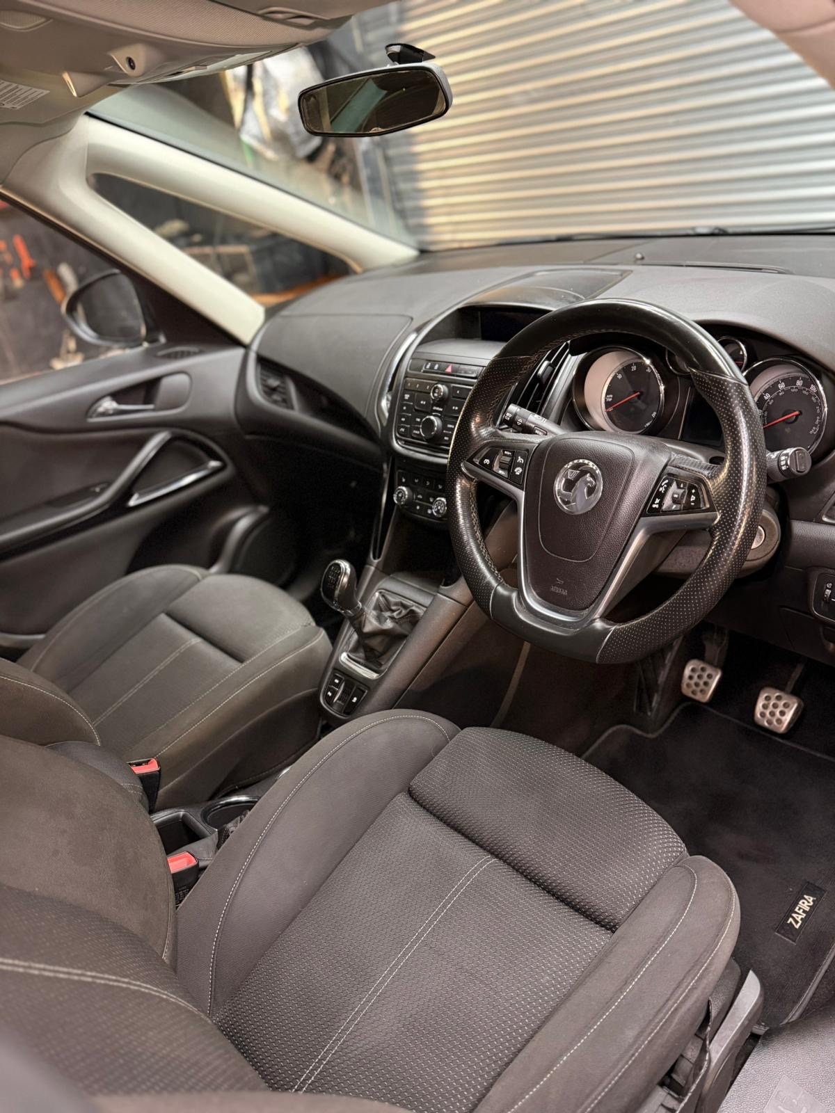 Used Vauxhall Zafira 2015 for sale - 77235638: Photo 4