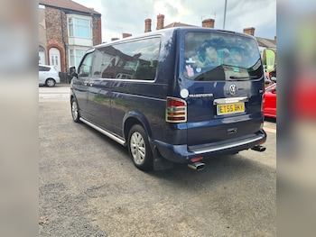 Used Volkswagen Transporter Shuttle 2006 for sale - 75424720: Photo