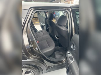 Used Nissan Juke 2011 for sale - 76170830: Photo 4