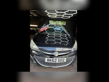 Used Vauxhall Astra 2012 for sale - 79041918: Photo