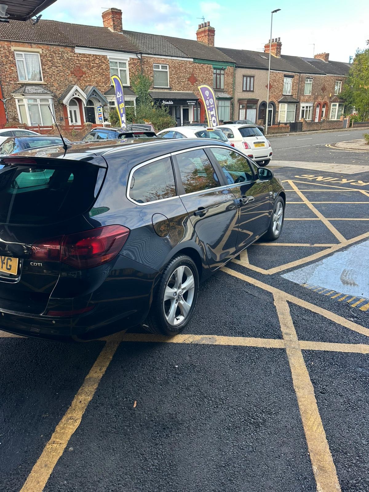 Used Vauxhall Astra 2011 for sale - 76374124: Photo 2