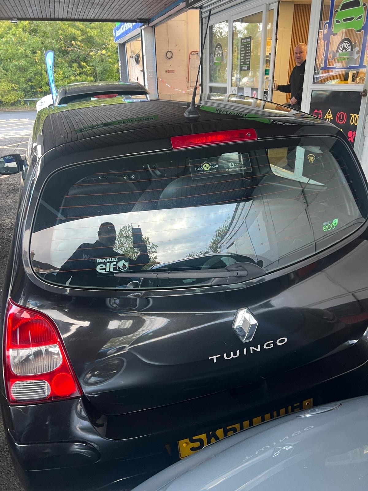 Vehicle 3