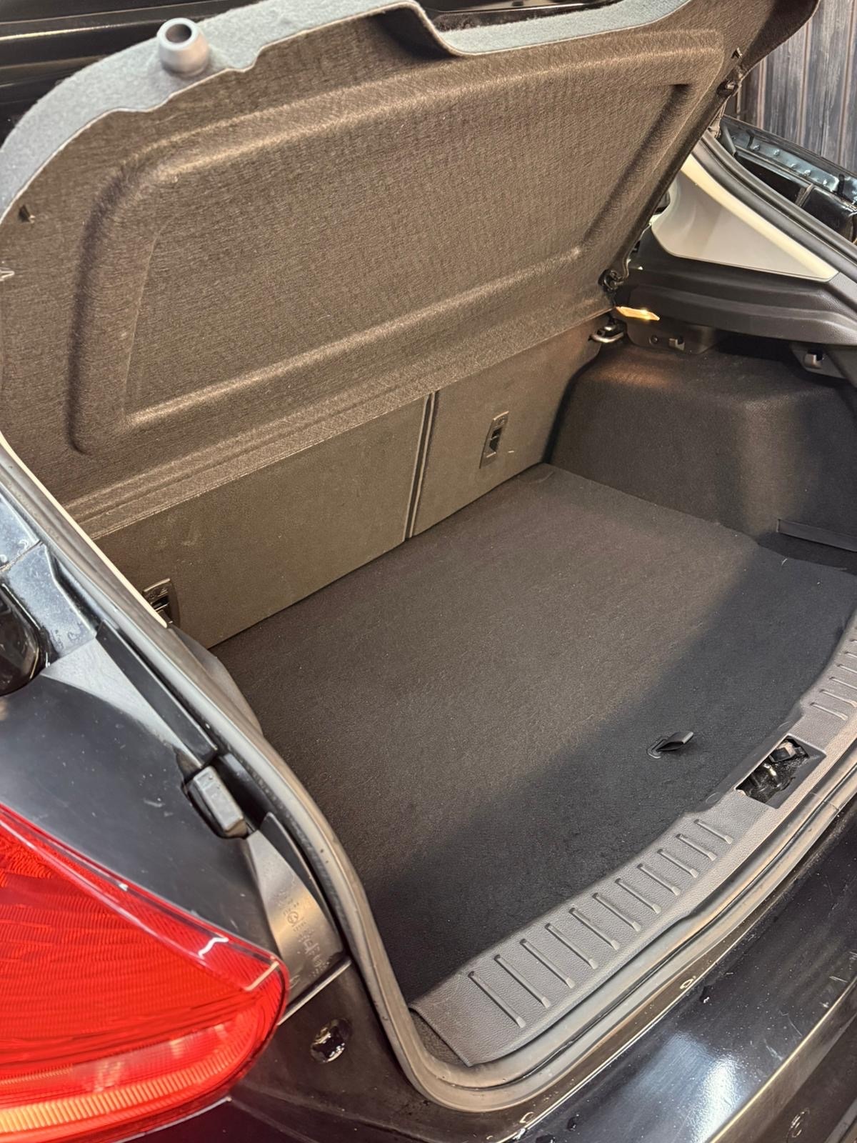 Used Ford Focus 2016 for sale - 77395079: Photo 8