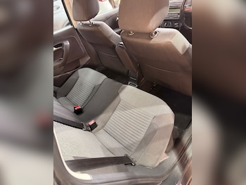 Used Volkswagen Polo 2011 for sale - 78313474: Photo