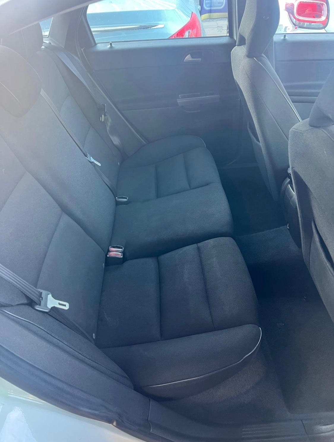 Used Volvo S40 2011 for sale - 76931875: Photo 8