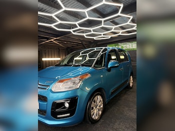 Used Citroen C3 Picasso 2014 for sale - 77046288: Photo