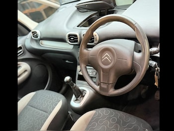Used Citroen C3 Picasso 2010 for sale - 79205591: Photo