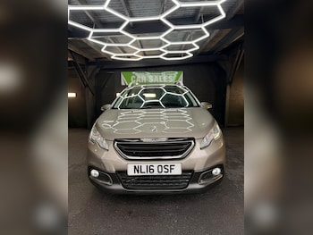 Used Peugeot 2008 2016 for sale - 77045684: Photo