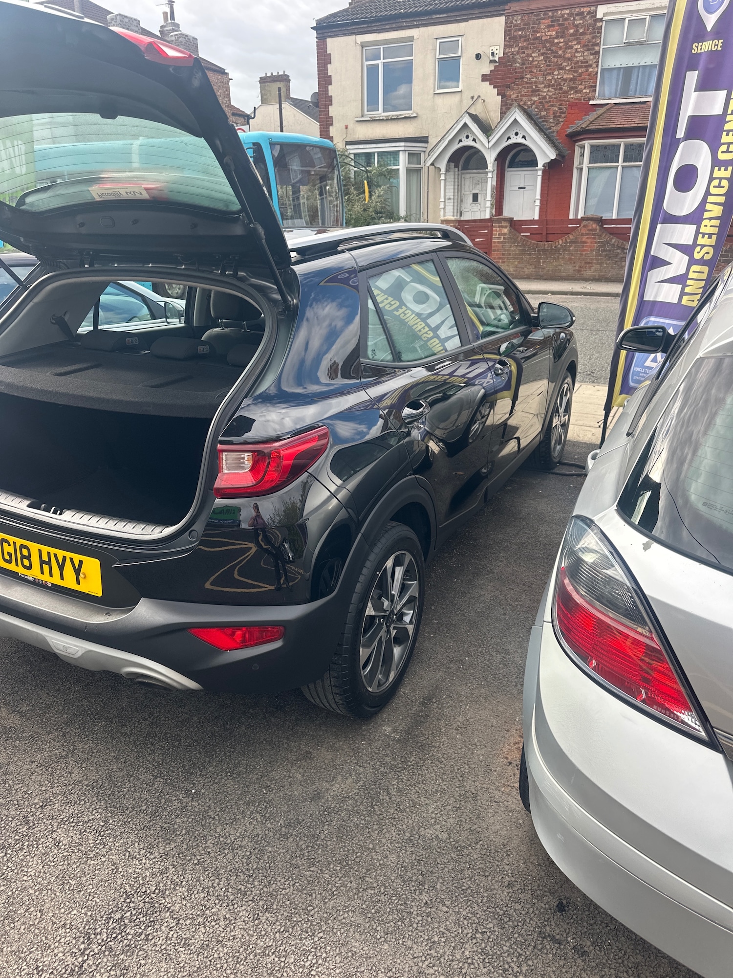 Used Kia Stonic 2018 for sale - 76076121: Photo 3