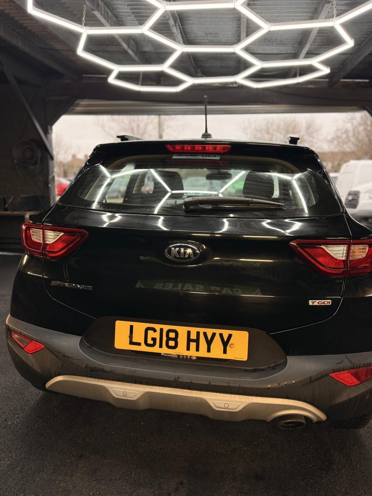 Used Kia Stonic 2018 for sale - 76076121: Photo 6