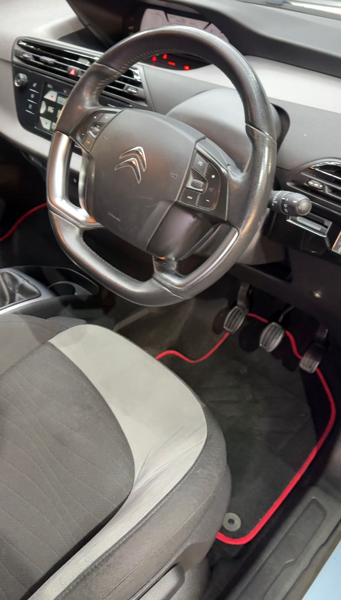 Used Citroen C4 Picasso 2014 for sale - 78223245: Photo 3