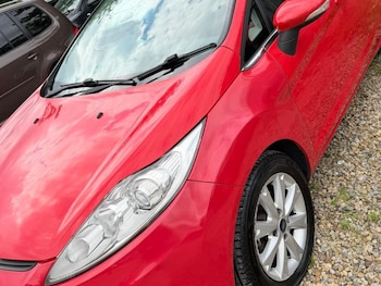 Used Ford Fiesta 2010 for sale - 79198310: Photo